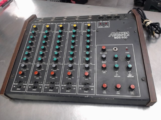 Drums synthesizer md-500