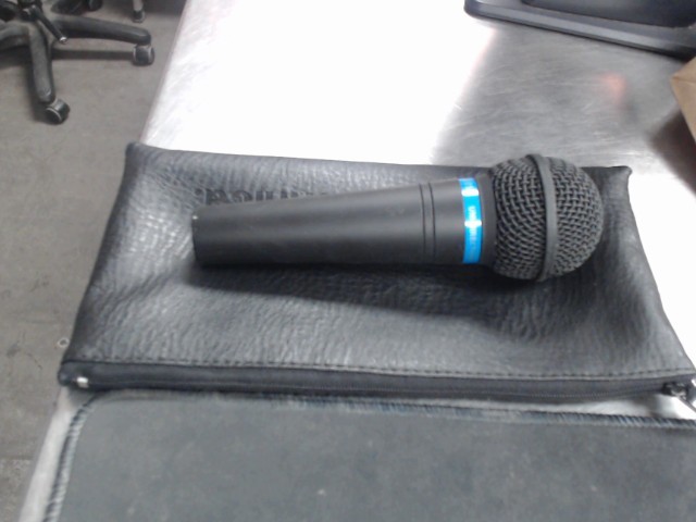 Microphone noir xlr