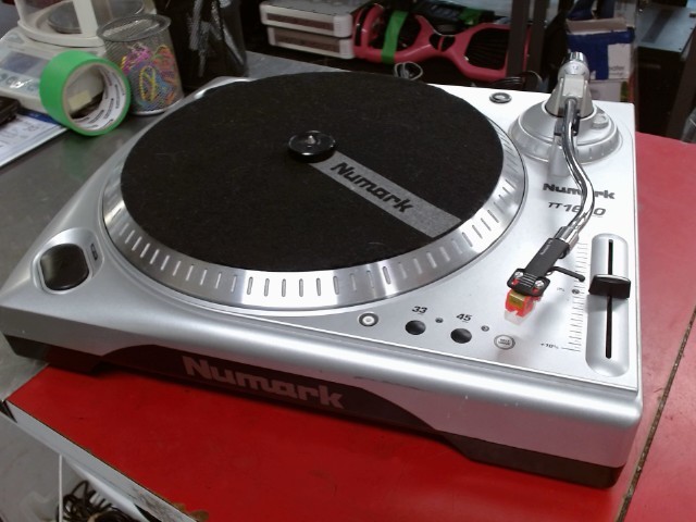 Table tournante numark tt1610