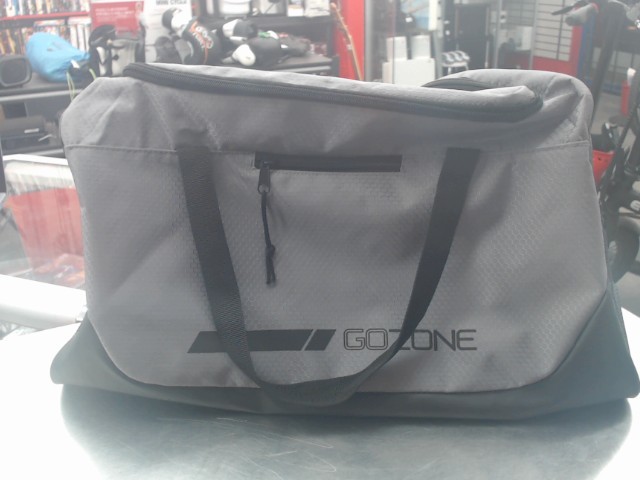 Sac de sport leger gris