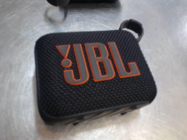 Go 4 jbl noire