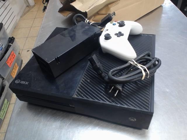 Xbox one 1rst gen +man + fils