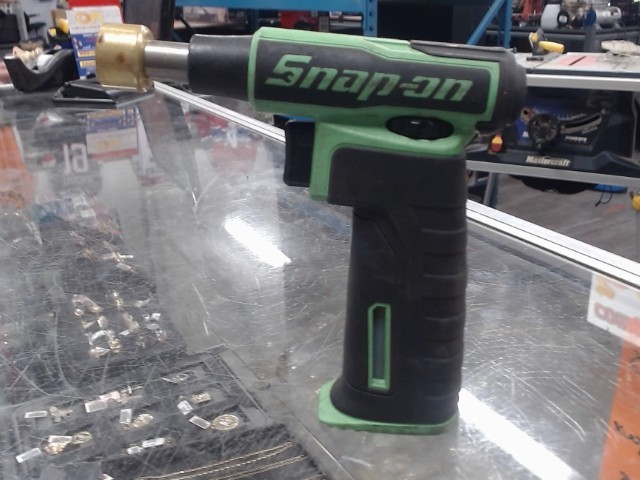 Torche manuel au butane