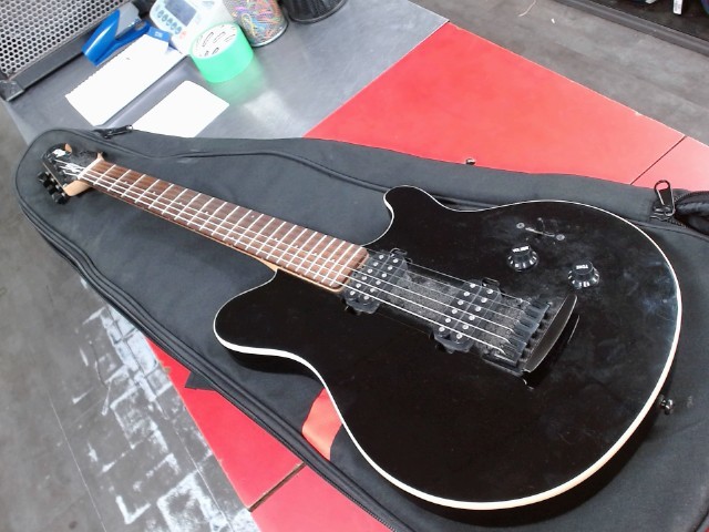 Guitare electrique noir+etui