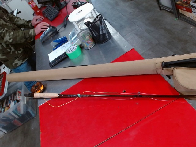 Canne peche river crosser