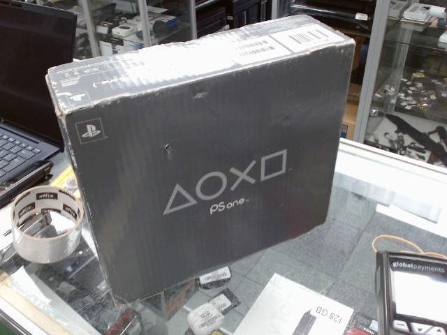 Plasyation one + man+ acc dans boite