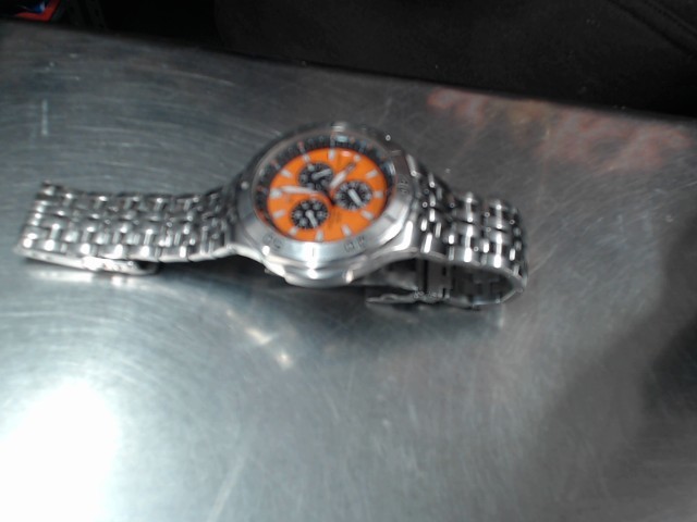 Montre citizen fond orange