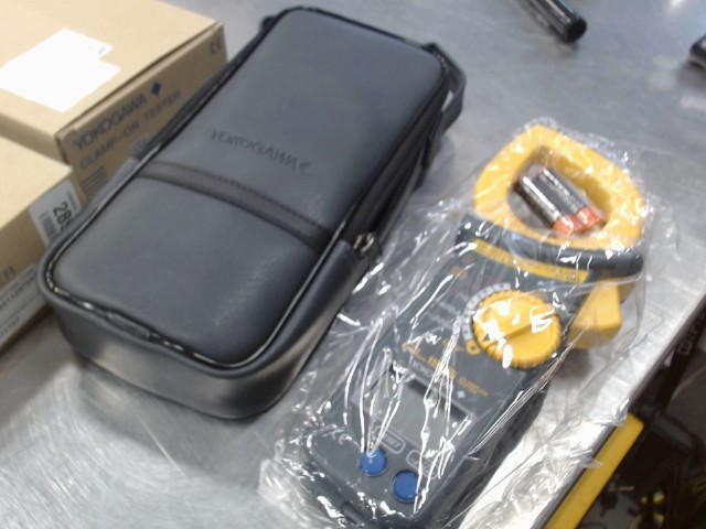 Testeur de courrant neuf ds boite