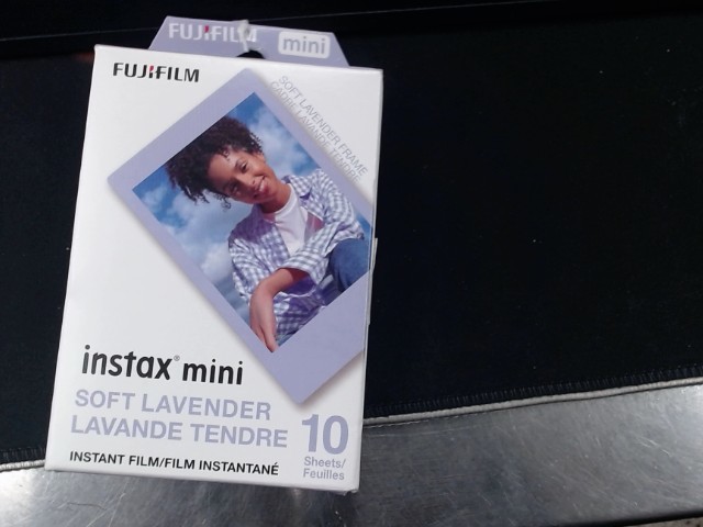 Fujifilm instant film