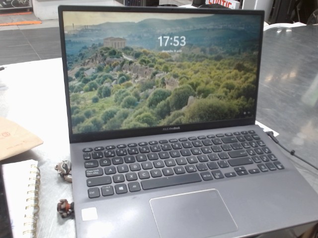 I5-10th/16gb ram/500ssd + chg