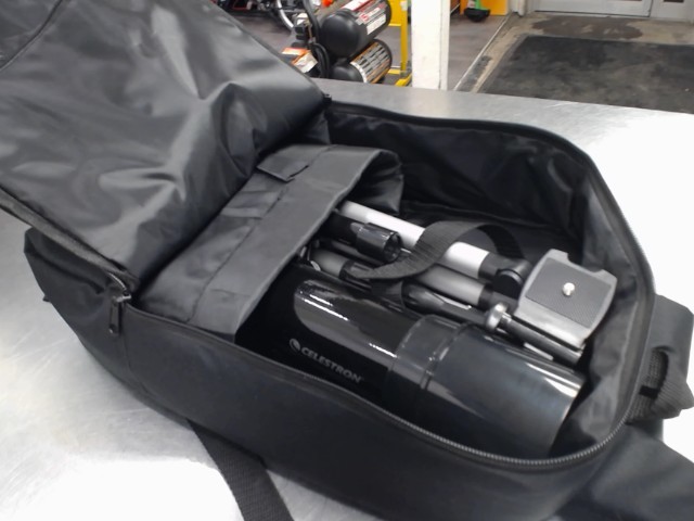 Telescope dans etuit scope 60