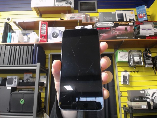 Cellulaire arrire craqu graffign 128g