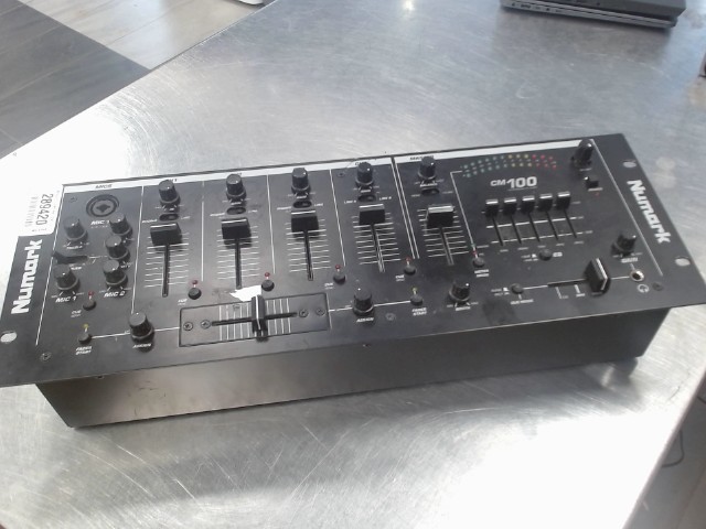 Mixer numark