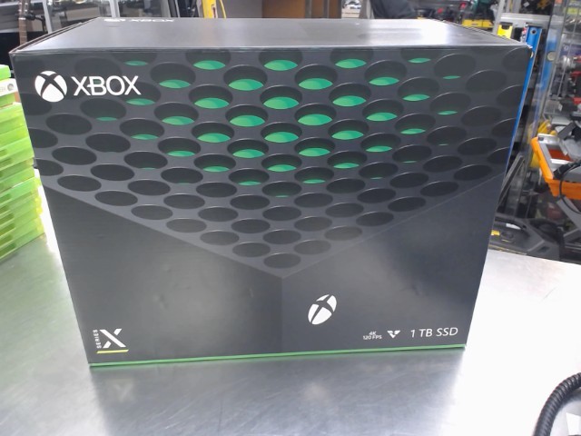 Xbox series x avec fil et man en boite