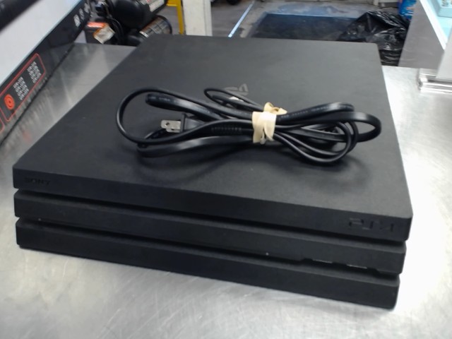 Ps4 pro avec fil pas de man