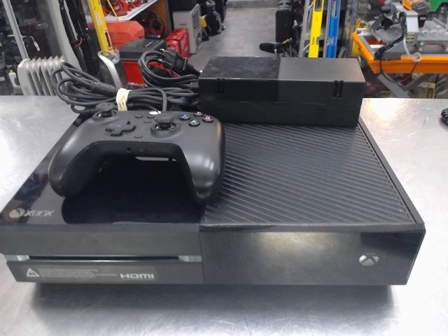 Xbox one 1st gen+man+fils