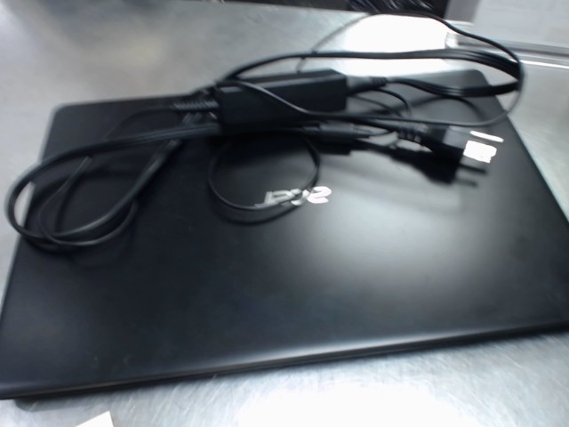 Ryzen 3 3200u / 12gbram / 256gb ssd