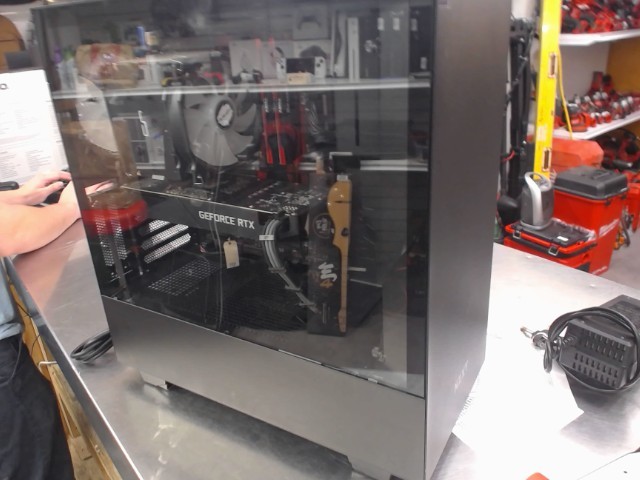 I7-8th/32gbram/256ssd-512hdd/2060 super