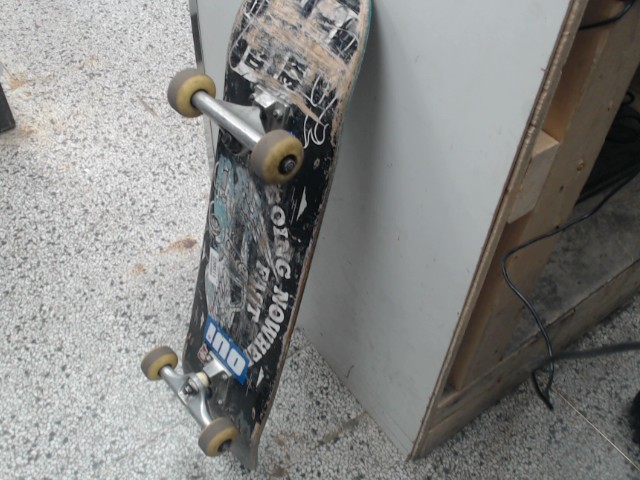 Skateboard