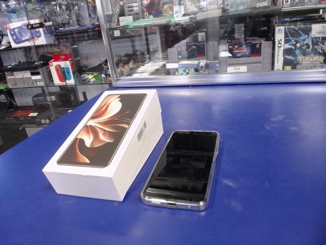 Cellulaire dans boite