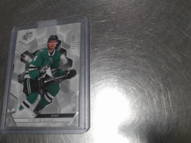 Carte hockey mro heiskanen(242/299)