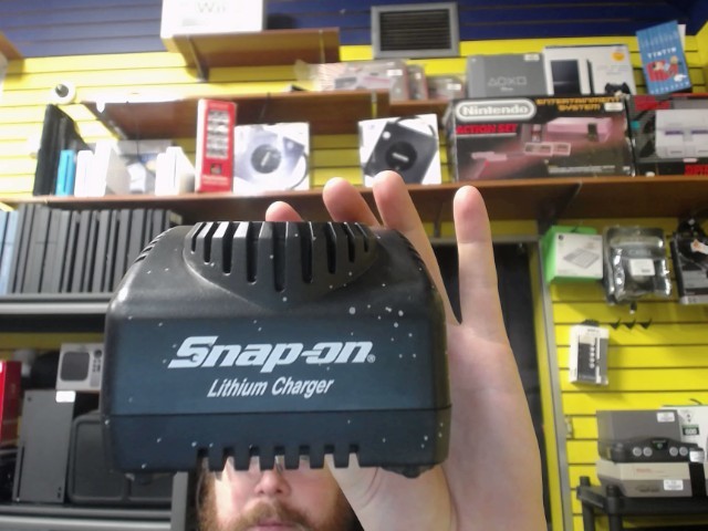 Chargeur snap-on