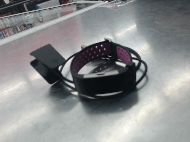 Fit bit rose et noir