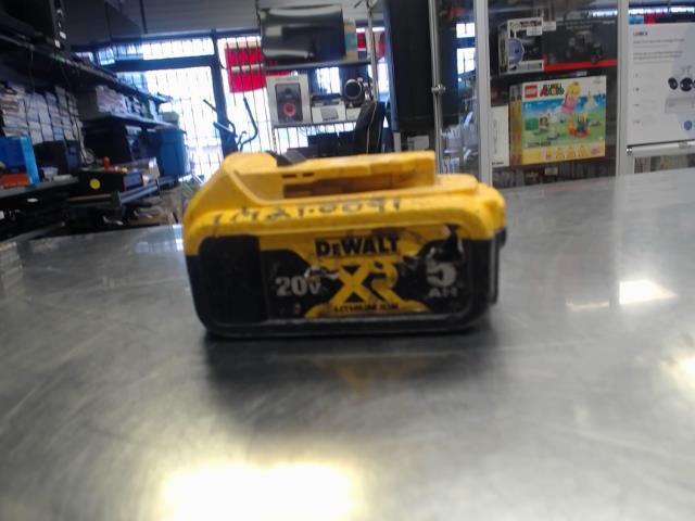 Batterie dewalt sans rien