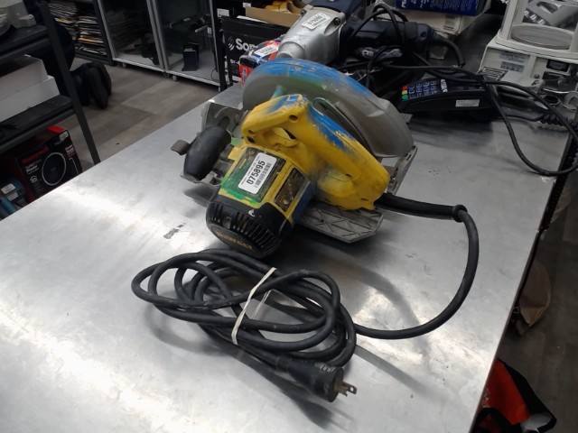 Scie circulaire dewalt
