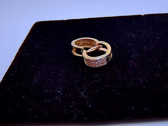 BOUCLES D OREILLES EN OR 10KT NEW