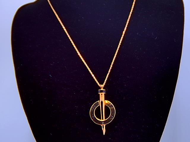 CHAINE EN OR 18KT AVEC  PENDENTIF