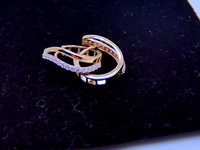 BOUCLES D OREILLES EN OR 10KT NEW