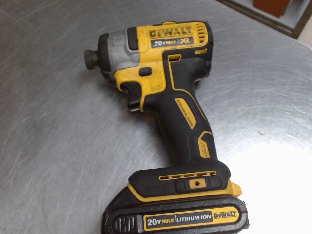 Impact drill dewalt av 1x batterie