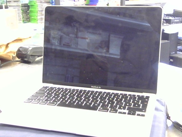 Macbook air 252gb 8 gb ram