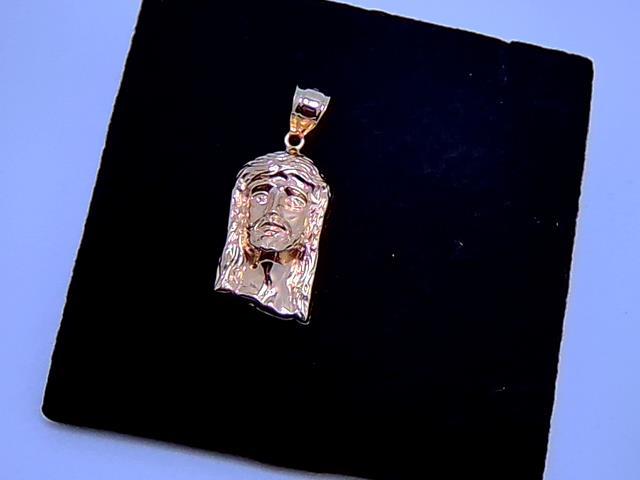 BRELOQUE EN OR 10KT NEW