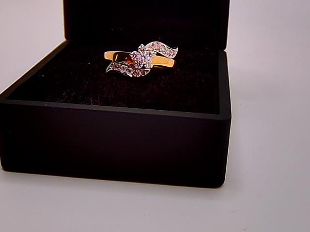 BAGUE EN OR 10KT NEW