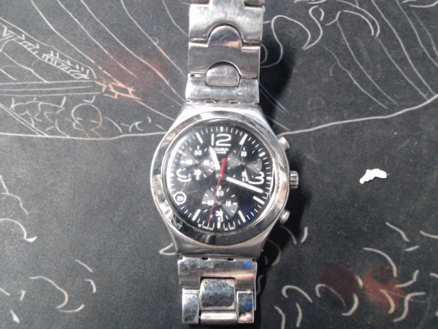 Montre suisse swatch