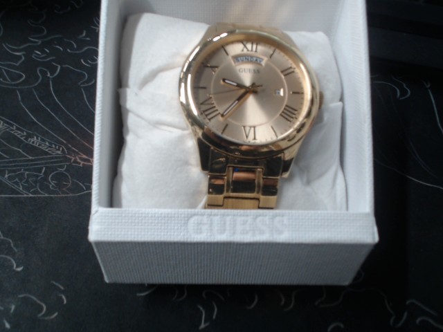 Guess watch day date roman japan mouveme