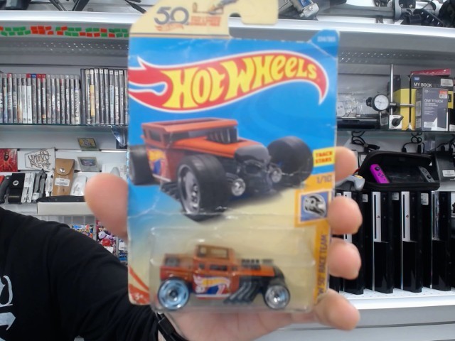 Bone shaker hot rod ford pick up truck