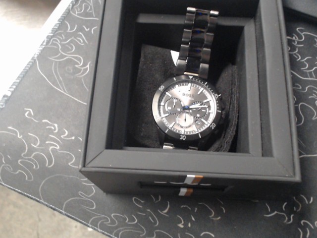 Montre hugo boss dans la boite