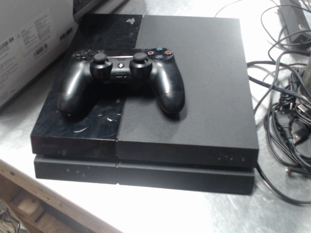 Console ps4 avec acc manette