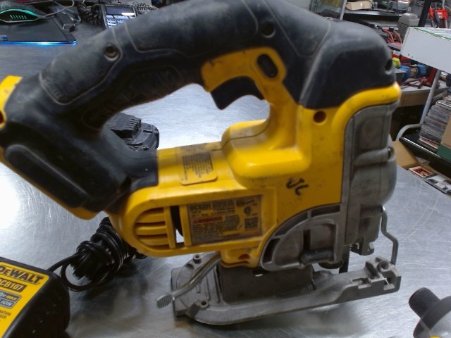 Dewalt cordless var. speed jig sawdcs331