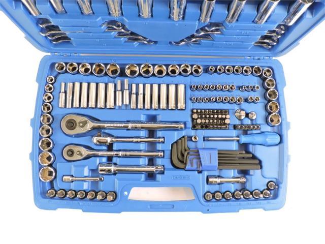 Home repair tool set carry case 116-pc