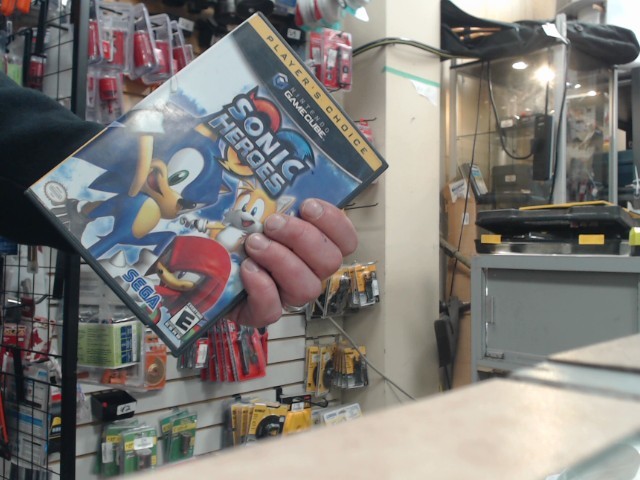 Sonic heroes game cube