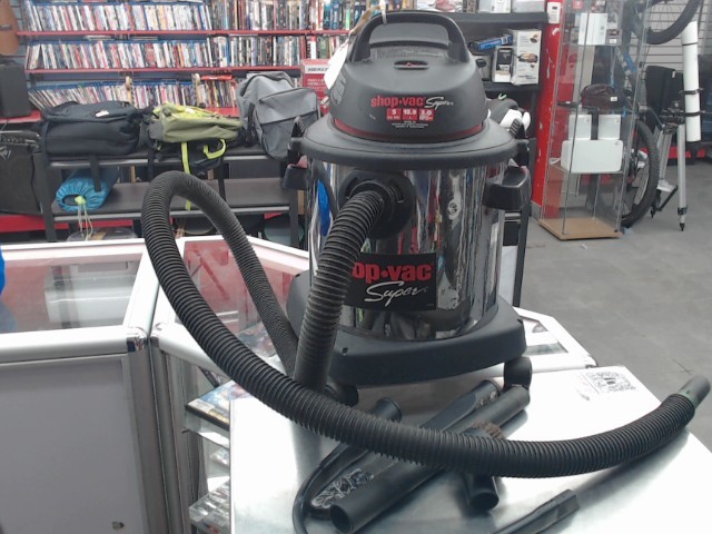 Shopvac 5gal avec tous acc
