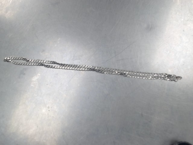 Chaine argent