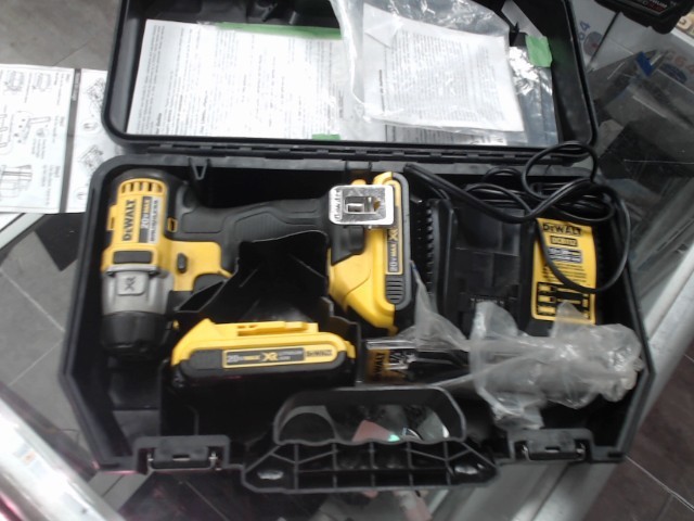 Kit dewalt 2 batterie chargeur