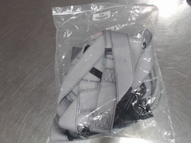 Harnais securiter+cable acier(neuf)