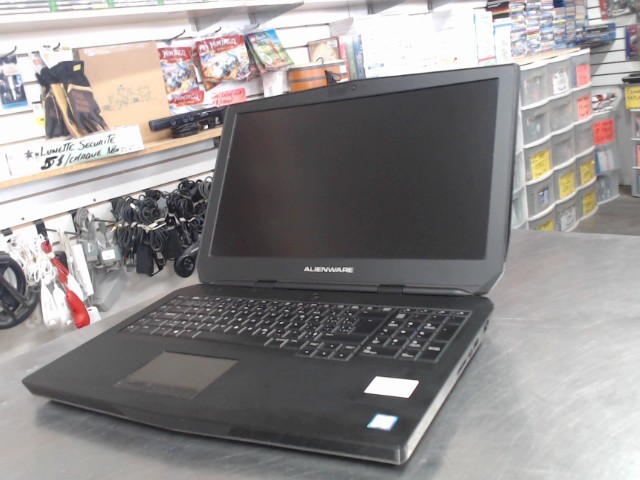 I7-6700hq 2.6ghz/16gb ram/1to+chargeur