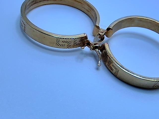 BOUCLE DOREILLE EN OR 10KT